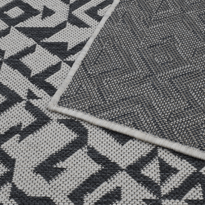 Monn Rugs