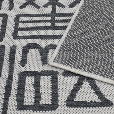 Monn Rugs