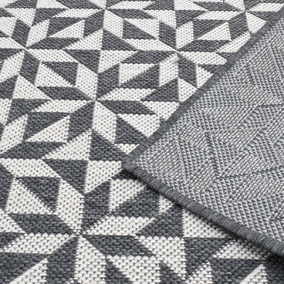 Monn rugs