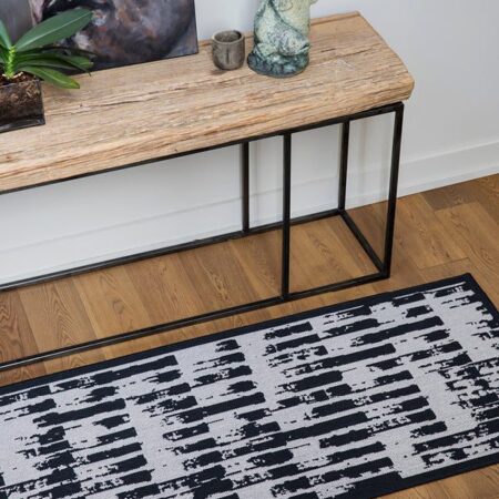 Monn Lino Black Rug
