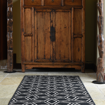 Monn Rhombus Black Rug