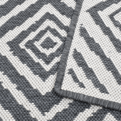 Monn Rugs